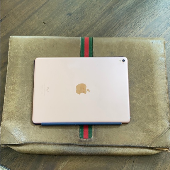 SOLD 1970s Vintage Gucci Portfolio Clutch Purse - Picture 14 of 14